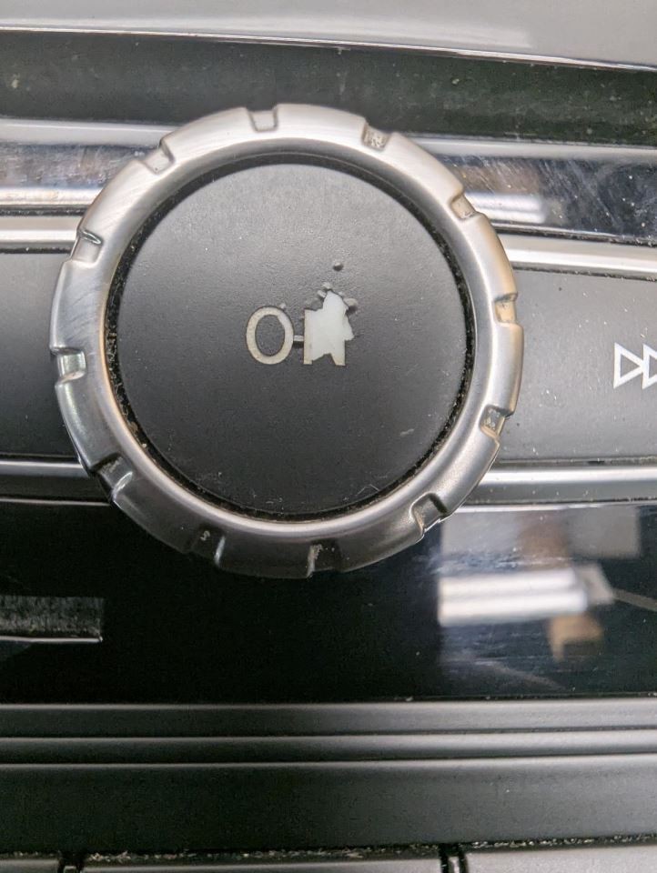 Audio Equipment Radio 156 Type GLA250 Radio Fits 15 MERCEDES GLA-CLASS 807438