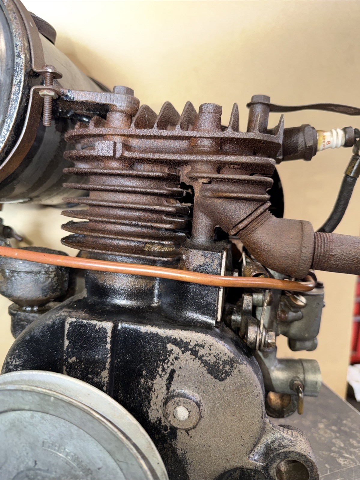 Antique Briggs & Stratton Model H Kick Start Aircooled Engine