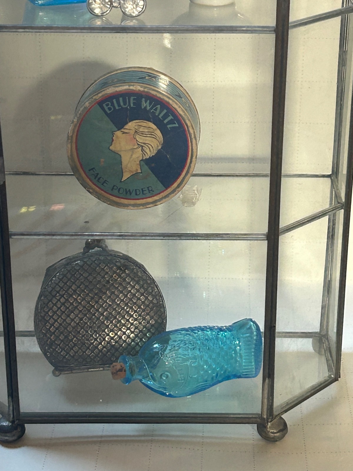 Vtg Brass Glass Hexagonal Curio Display Cabinet Showcase 2 Shelves Door