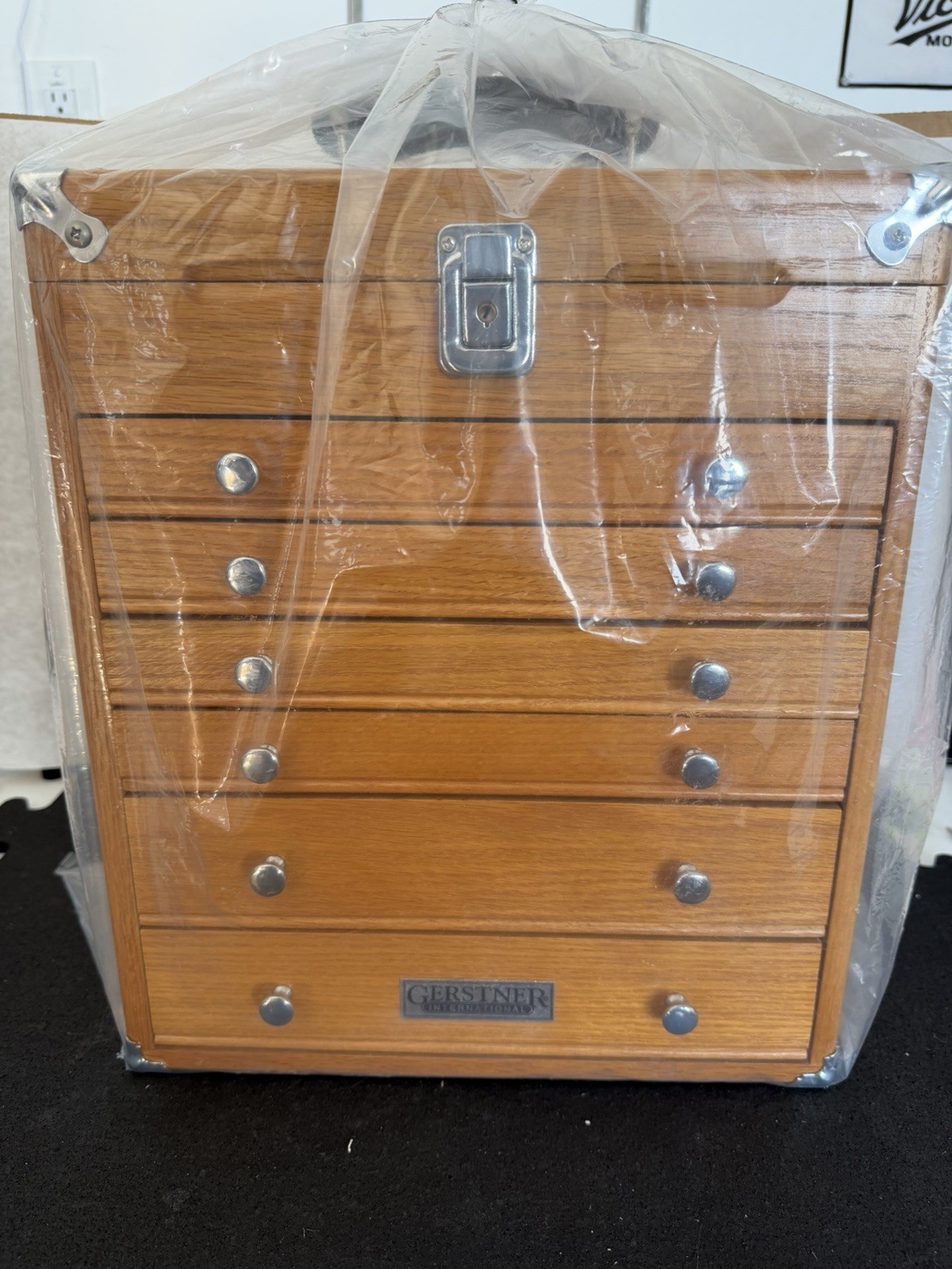 GI-T16 Gerstner International Oak 6-Drawer Collector's Chest NEW - Open Box