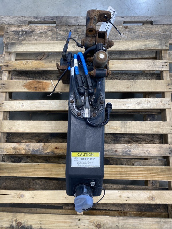 2017 Freightliner Business Class M2 DEF Tank A0431372003 (657-11326)