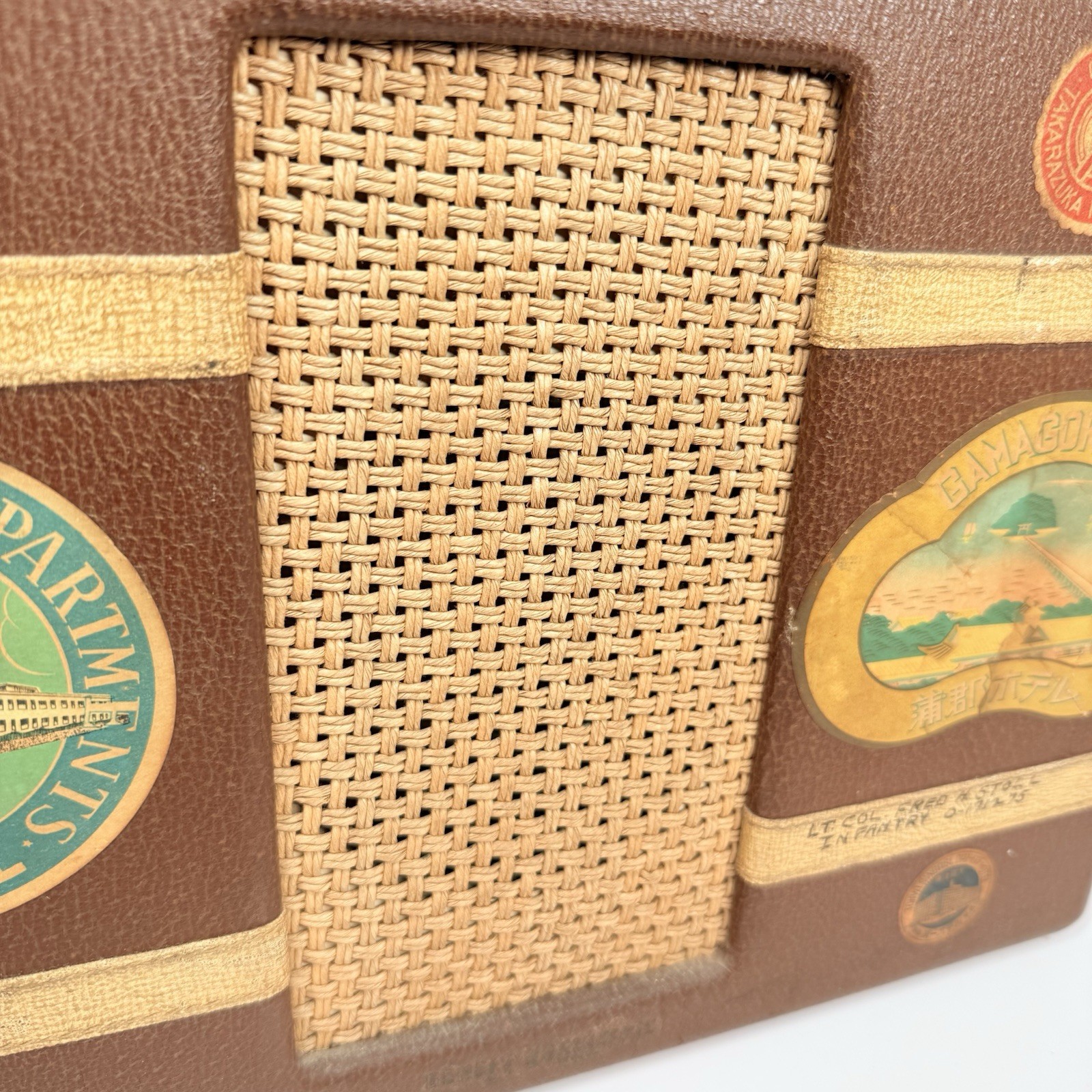 Rare Vintage 1940 GE General Electric JB-630 Carryabout Portable Radio