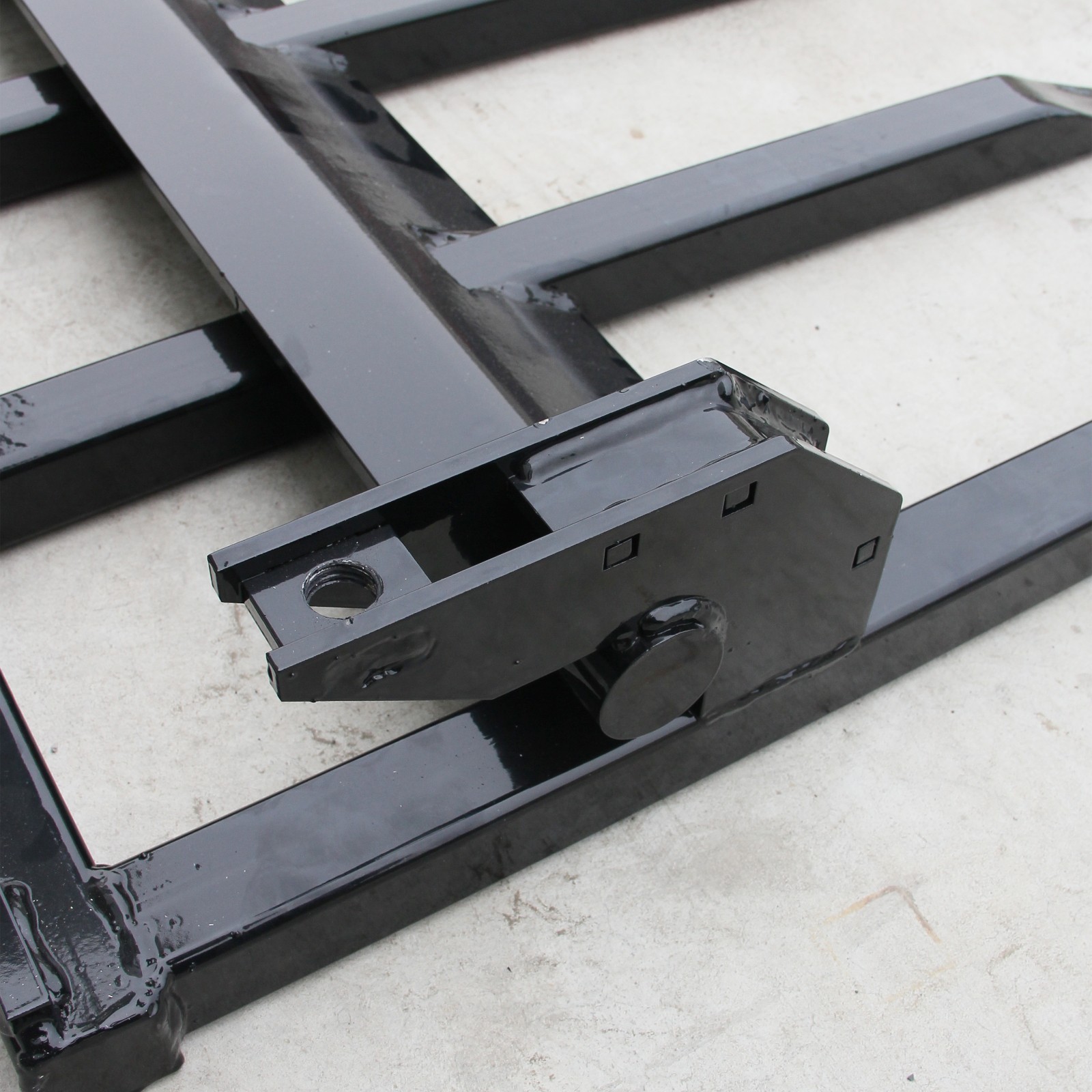 60" Clamp Debris Forks Tractor Skid Steer Loader Bucket Pallet Forks Heavy Steel