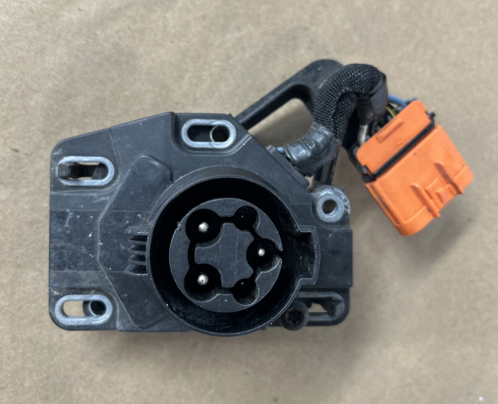 2011-2015 Chevrolet Volt Electric Charging Port Battery Charger Receptacle OEM