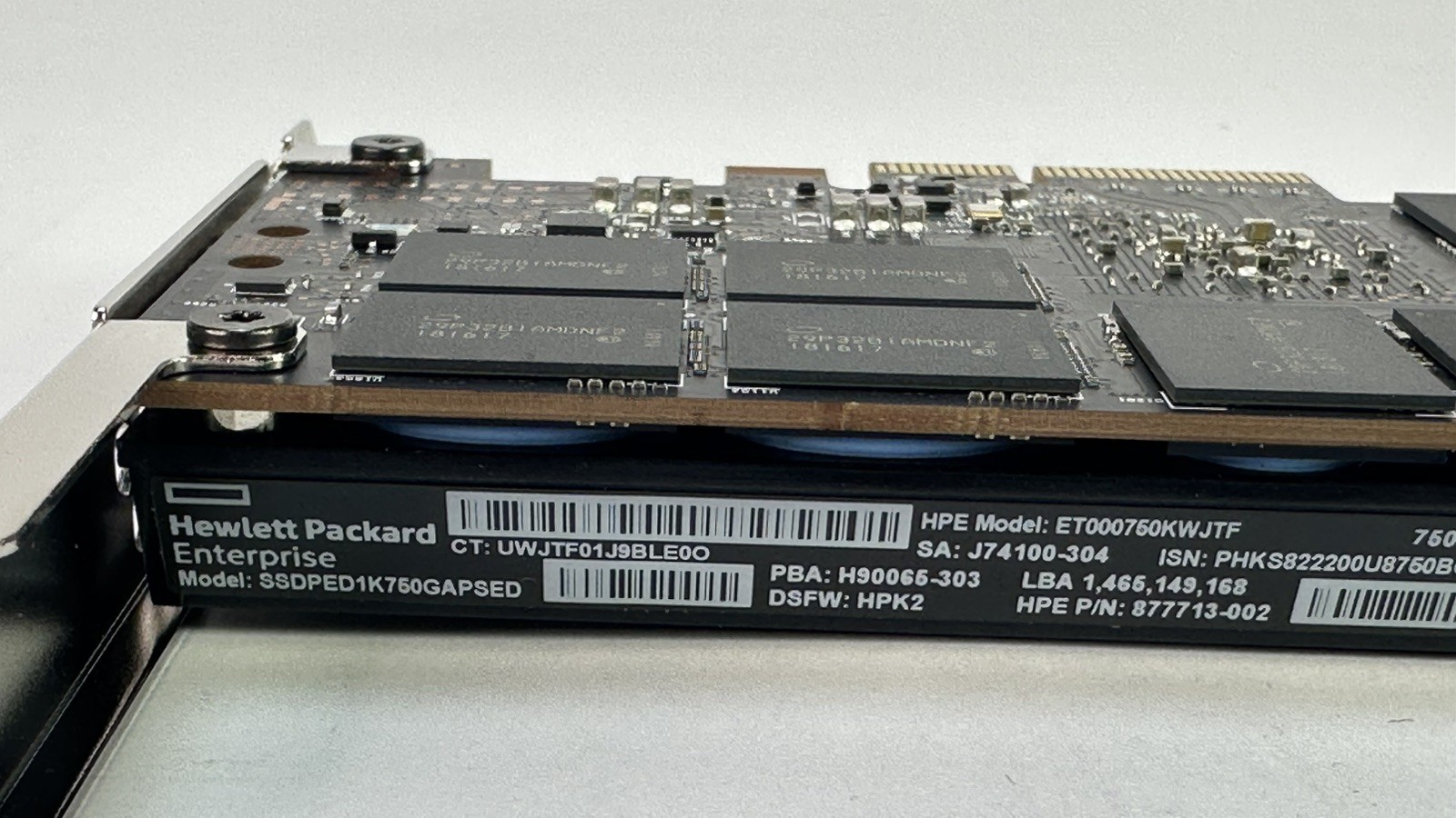 HPE Intel DC Optane P4800X 750GB NVMe PCIe x4 SSD WI AIC 878038-B21 30DWPD 41PBW