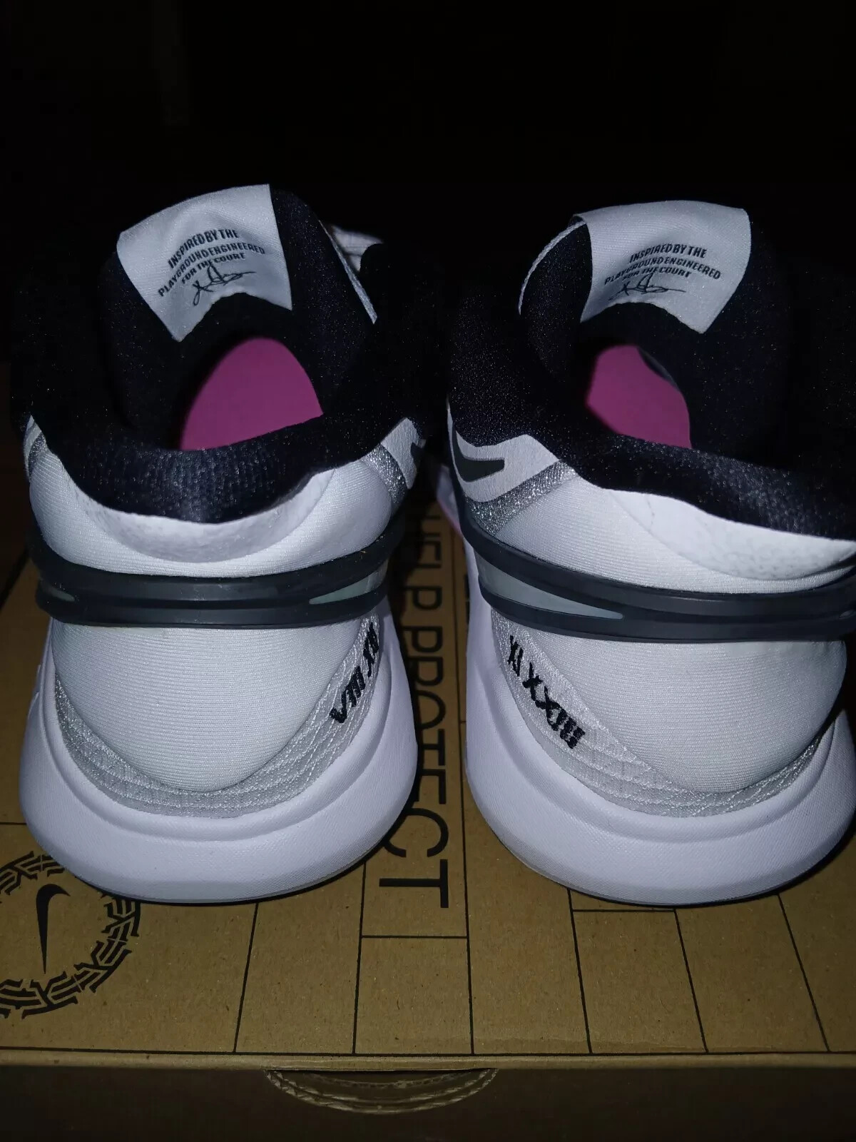 Nike Kyrie 8 GO Size- 5.5Y White/White Black. DQ8076-101 **NEW-IN-BOX