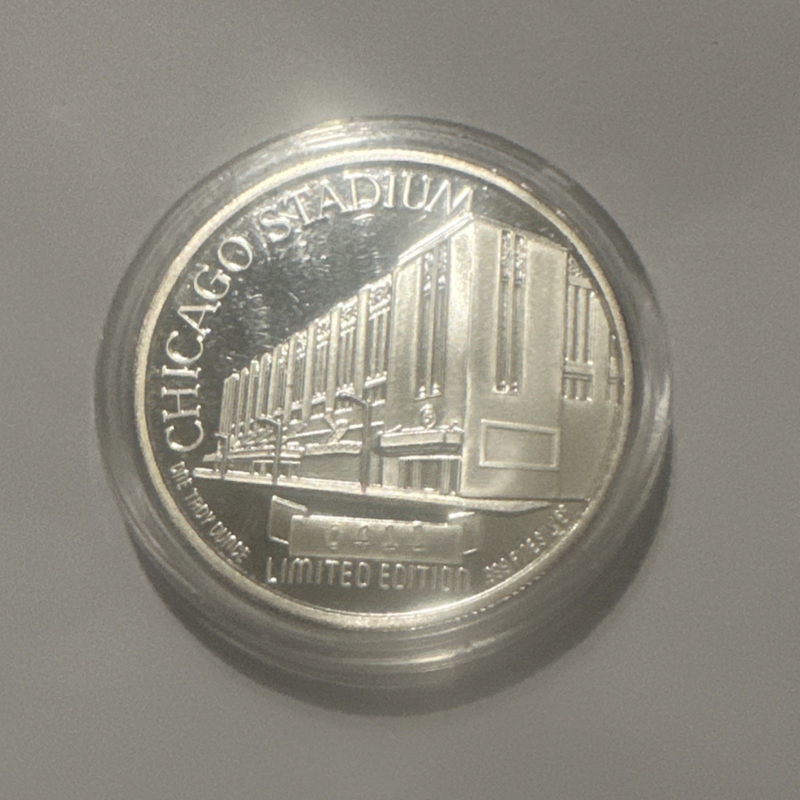 Chicago Bulls 1991 Chicago Stadium Limited Edition Silver Commemorative Coin