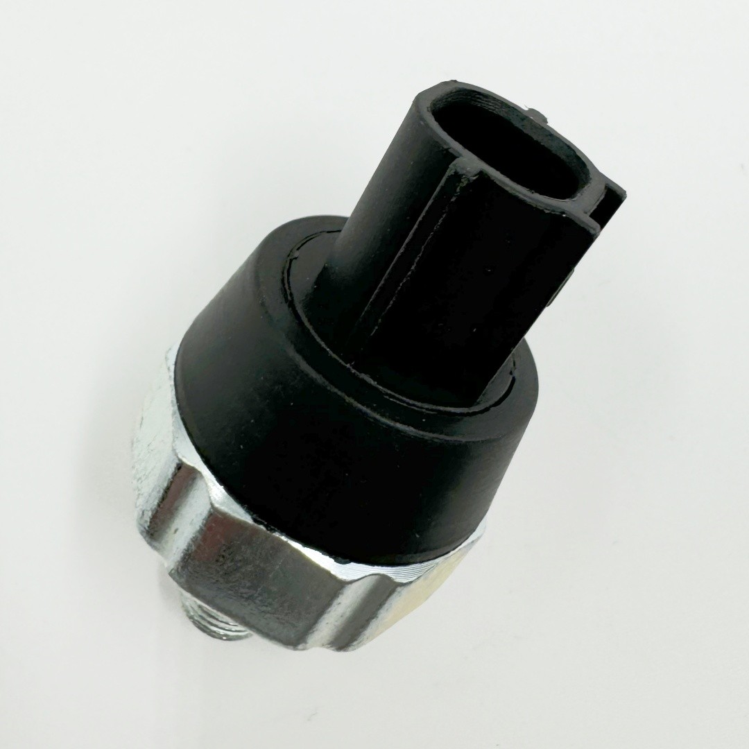 New Engine Oil Pressure Switch Sending Unit Sensor for Xterra Nissan Infiniti