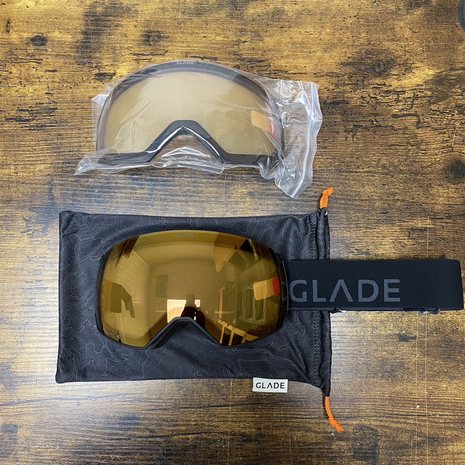 Glade Optics Fathom+ Reveal 4K Photochromic Ski Goggles Bronze/Black - MSRP $239