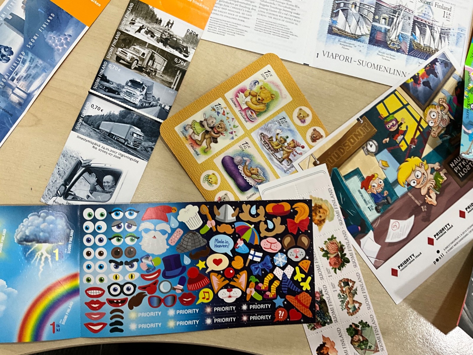 Finland MNH Stamps modern sheets booklets 102 different items @4*