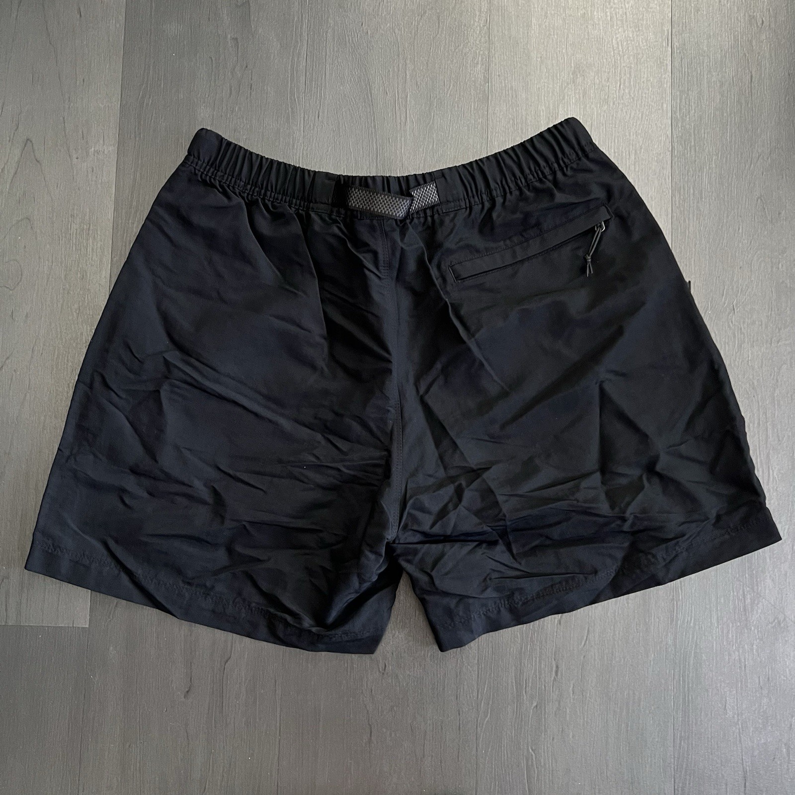 NEW Nike ACG Woven Trail Shorts Men’s Size Outdoor Hiking Black White CZ6704-014