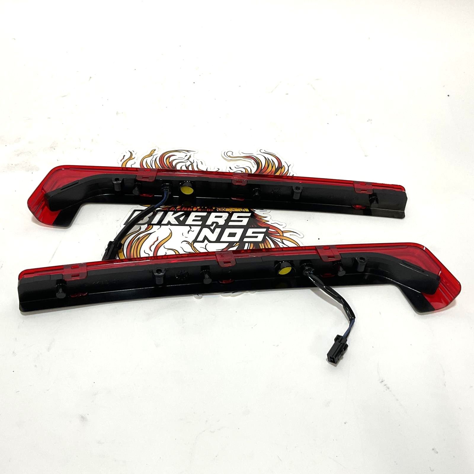 Genuine Harley-Davidson 2006 Up Touring Tour-Pak Side Marker Light 69494-06