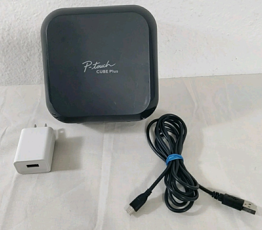 Brother P-Touch Cube Plus PT-P710BT Bluetooth + DeskTop Label Maker  (Tested)