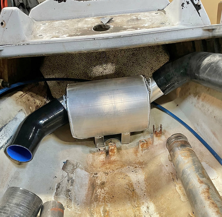 Squarenose Superjet to Roundnose Exhaust upgrade kit SN to RN