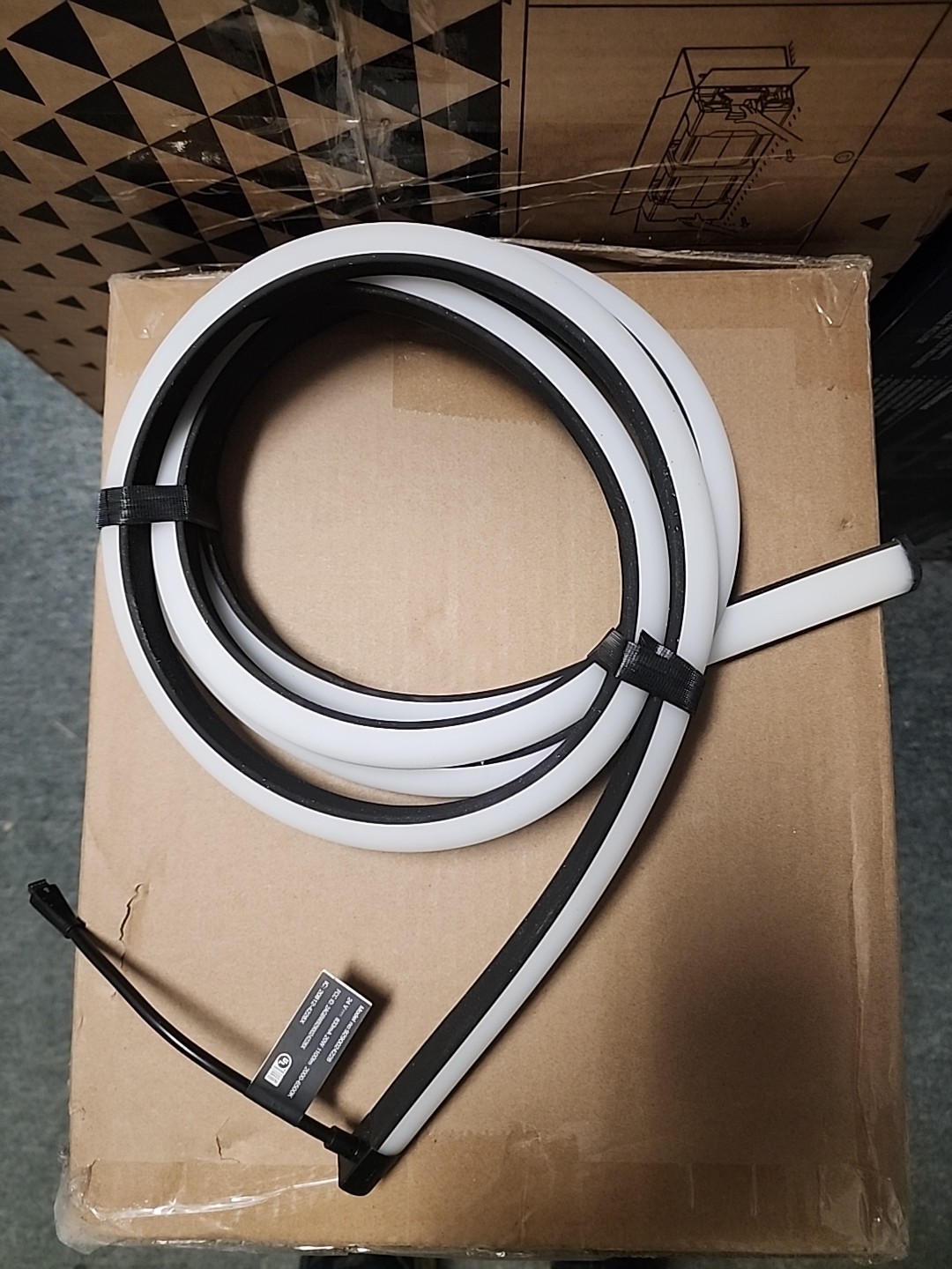 Philips Hue Play Gradient Lightstrip For 65"TV (Lightstrip Only)