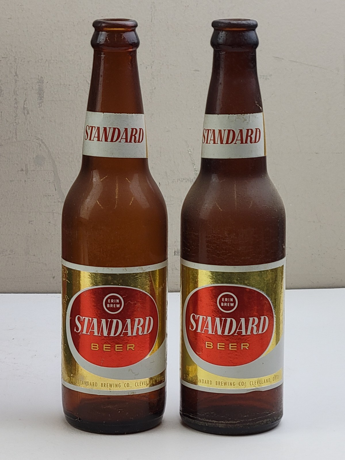 Standard Brewing Cleveland, OH Erin Brew Cardboard Beer Carrier Box w/ Bottles