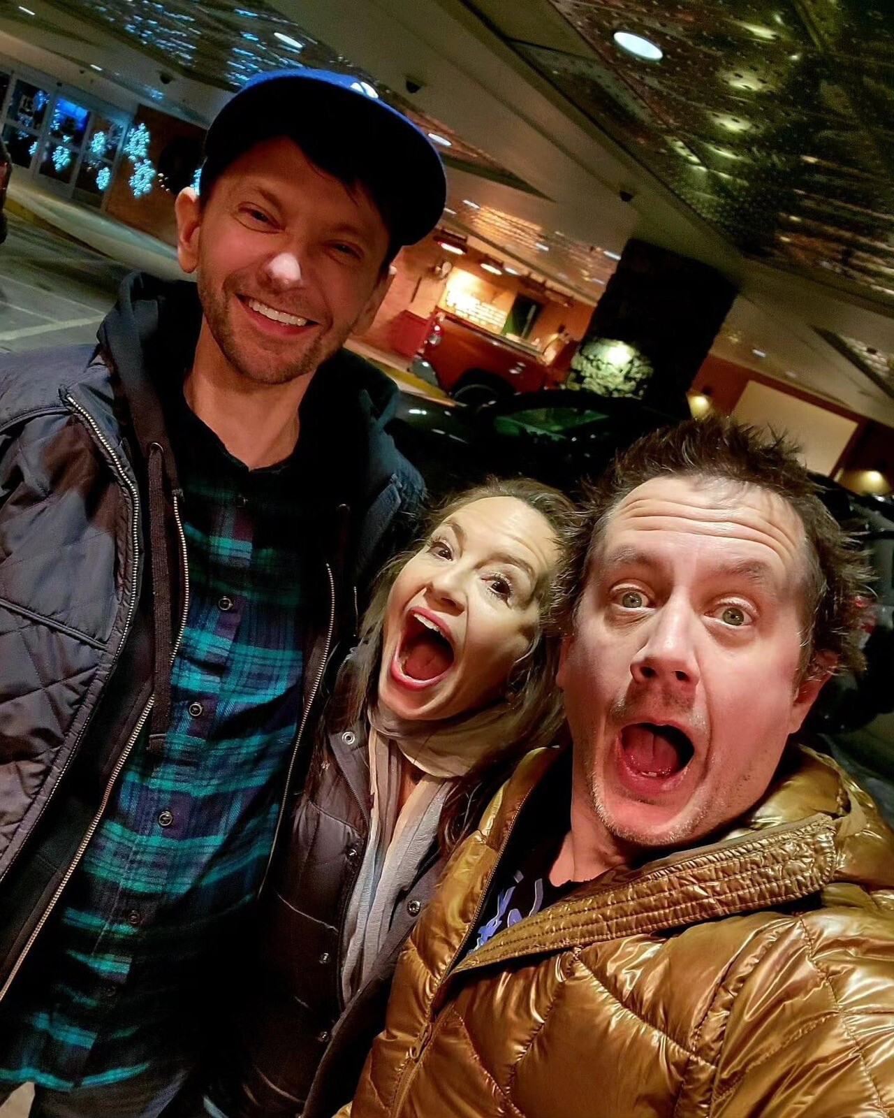 Supernatural TV Show 1/24 baby memorabilia signed by Ash , Garth & Ellen COA