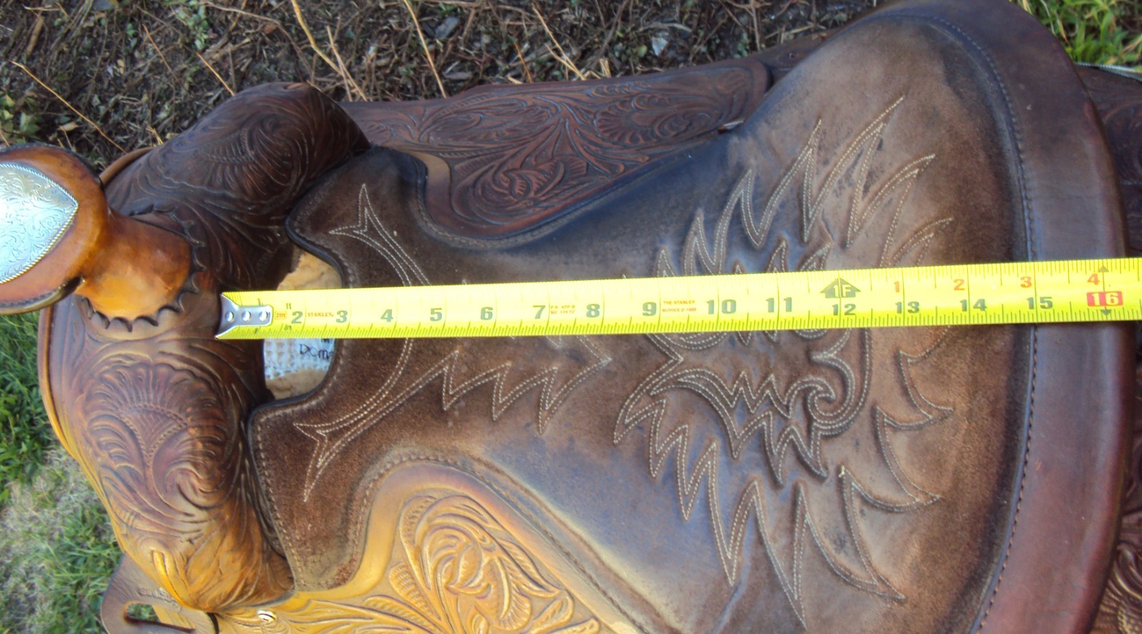 SIMCO Western Show / Parade Saddle- 15" -SILVER HEARTS- Tooled Design -STUNNING!