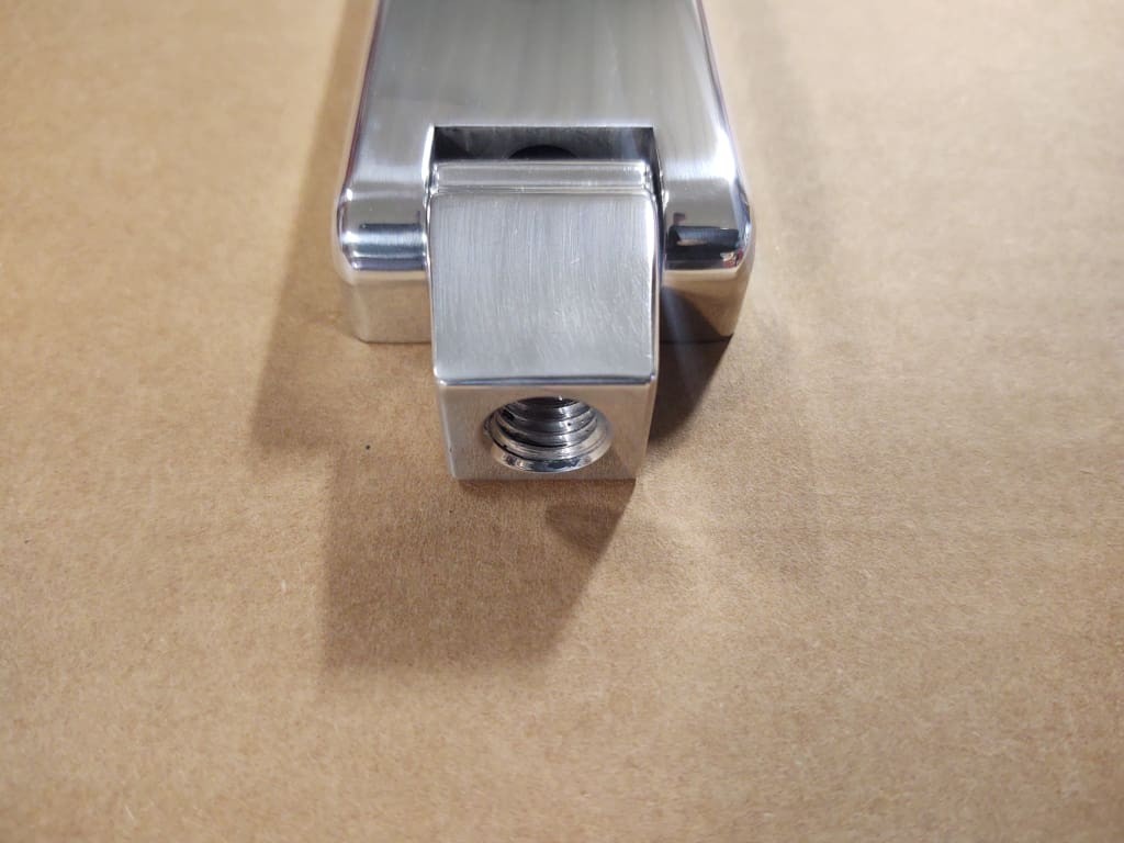 BIG DOG MOTORCYCLES OEM FOLDING LICENSE PLATE MOUNTING BRACKET 2004-2011 MODELS