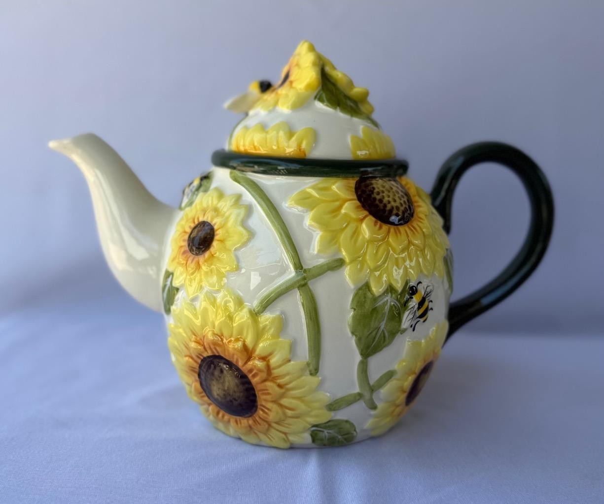 Blue Sky Clayworks Heather Goldminc Hello Yellow Flowers Bees Ceramic Teapot New