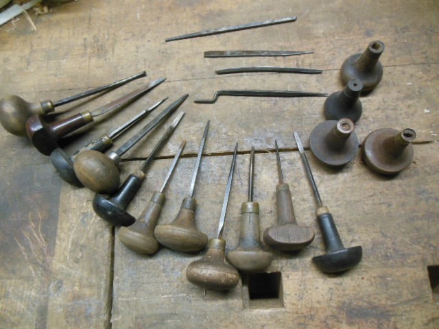 vintage engraving tool lot Vautier Hewes other old craftsman chisel tool