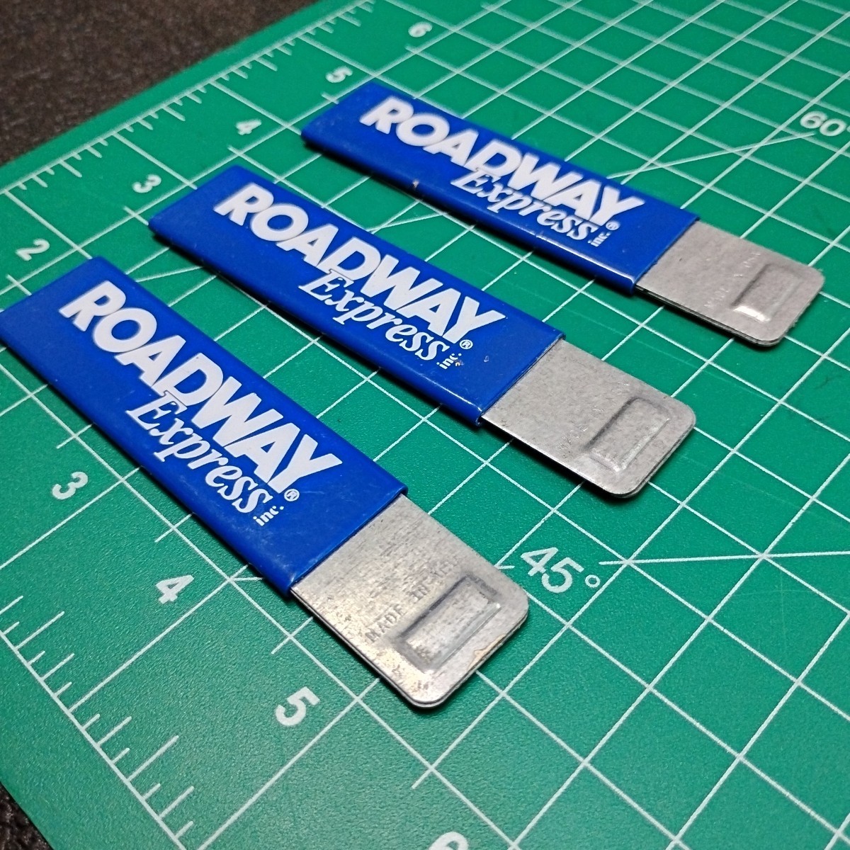 Vintage Lot of 3 Roadway Express Advertising Blue Retractable Box Opener Cutters