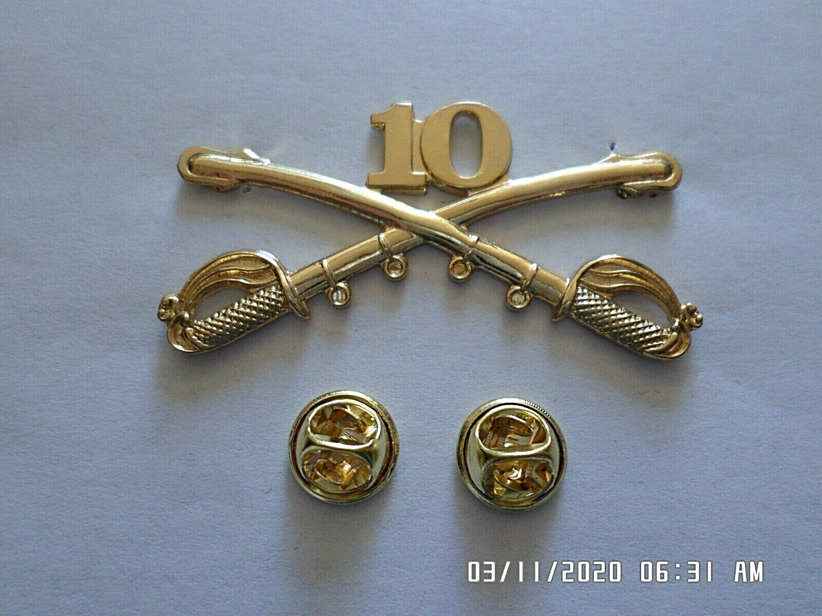 10th CAVALRY SWORDS SABERS MILITARY HAT PIN REGIMENT BADGE BUFFALO SOLDIERS
