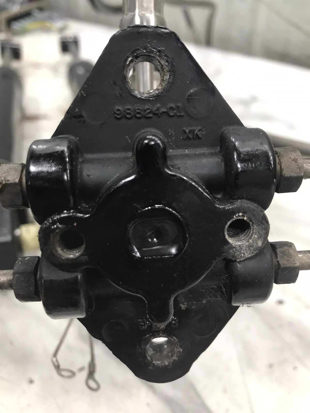 MerCruiser Mercury Marine out drive outdrive trim tilt lift hydraulic cylinders