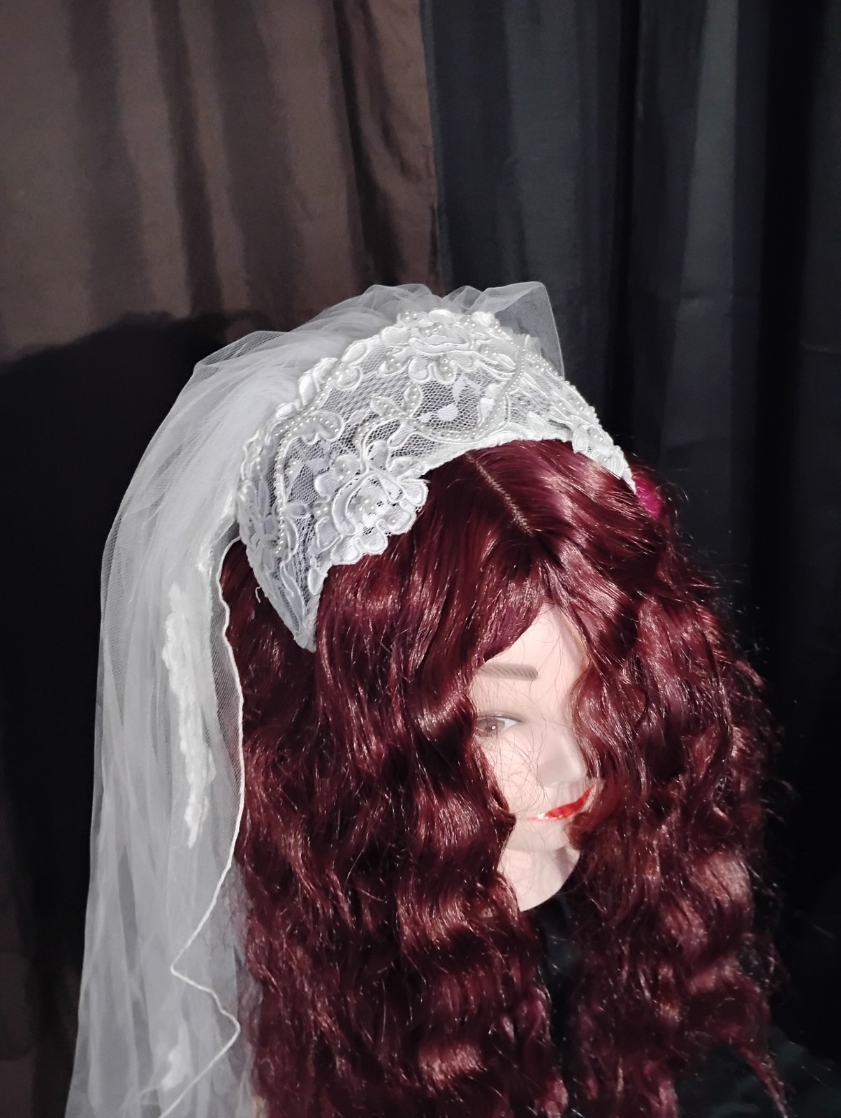Vintage White 46 Inch Half Cap Lace Wedding Bridal Veil