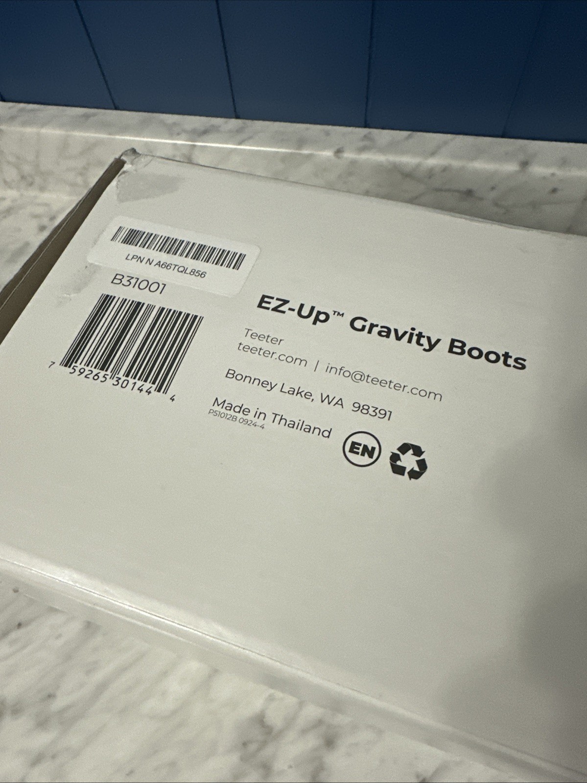 Teeter EZ-Up Gravity Boots for Inversion Decompression Stretching OPEN BOX