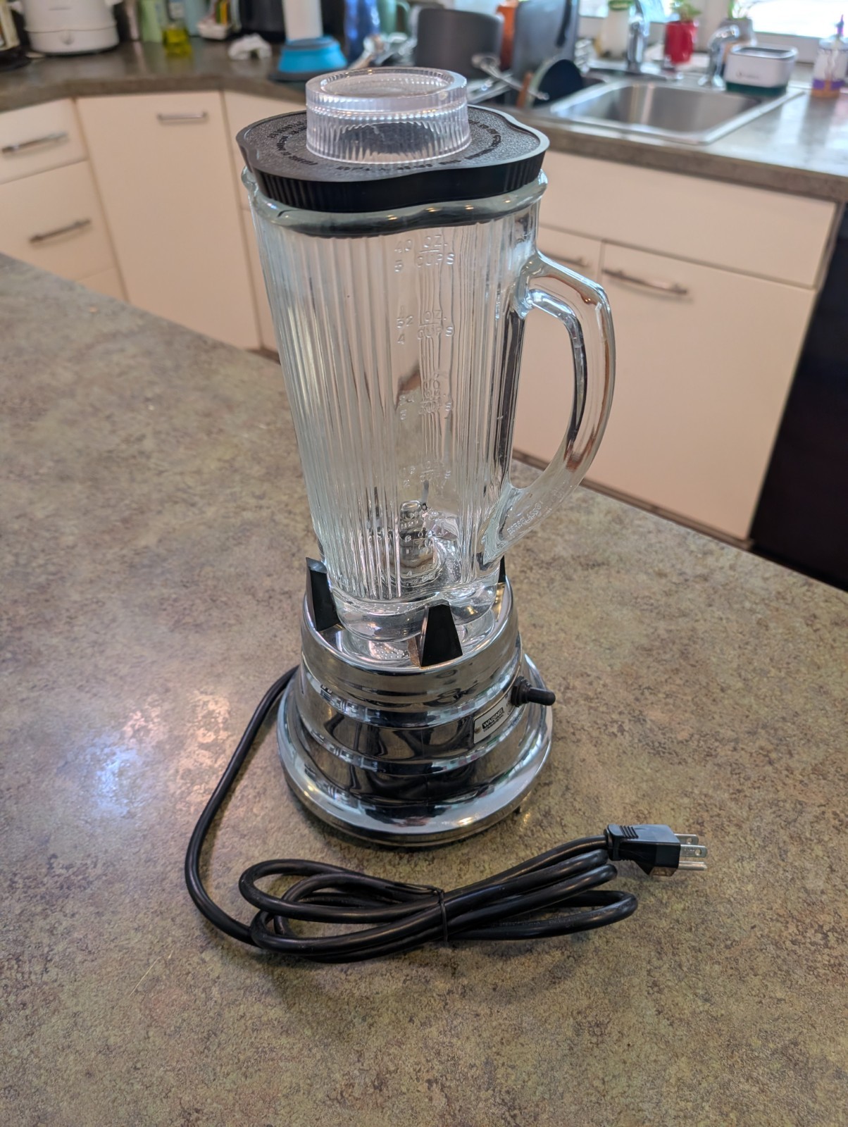 WARING Commercial Glass Bar Blender Model WF2111211 BB900G Works ~ See VIDEO