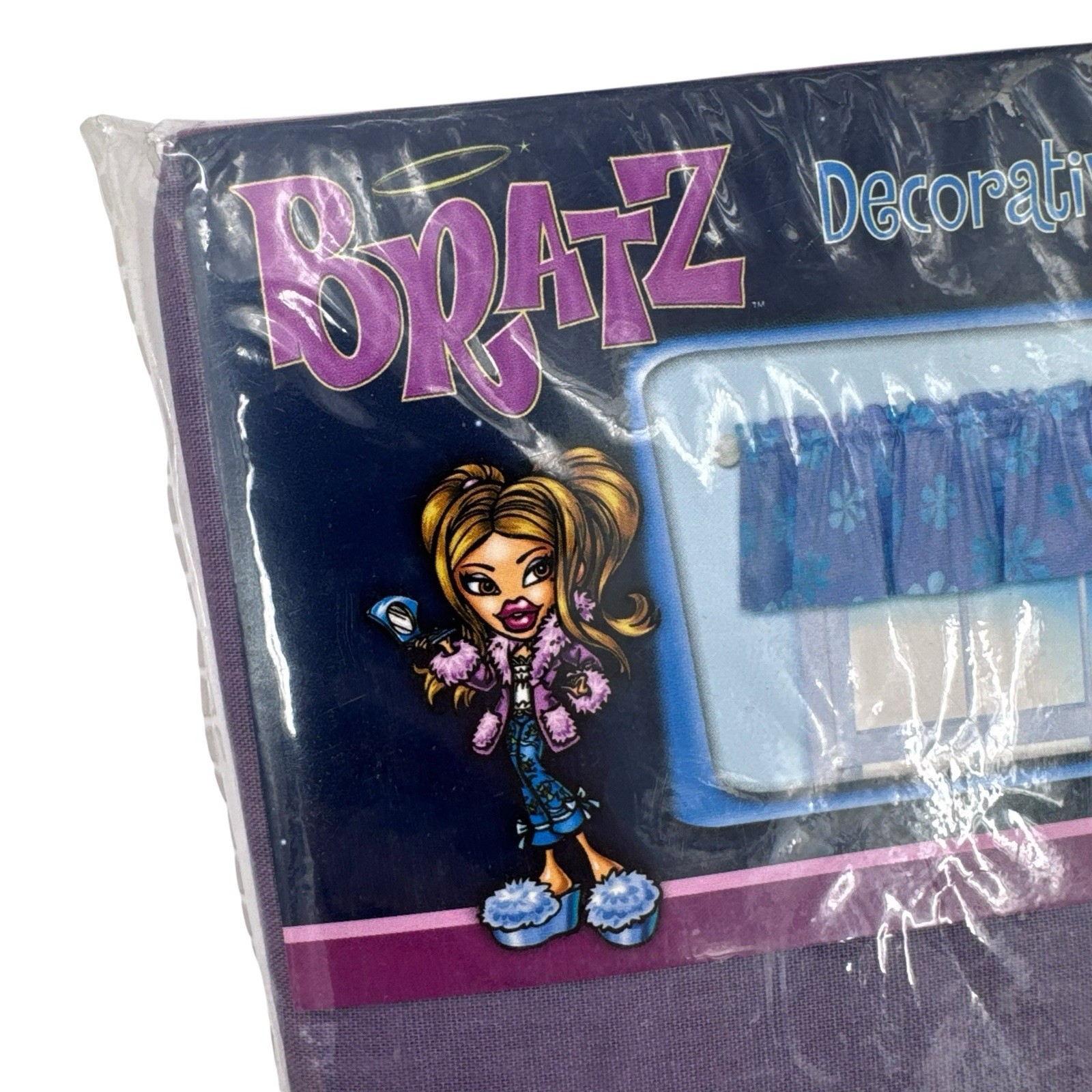 BRATZ "Wildflowers" Decorative Valance Standard Size Blue and Purple New