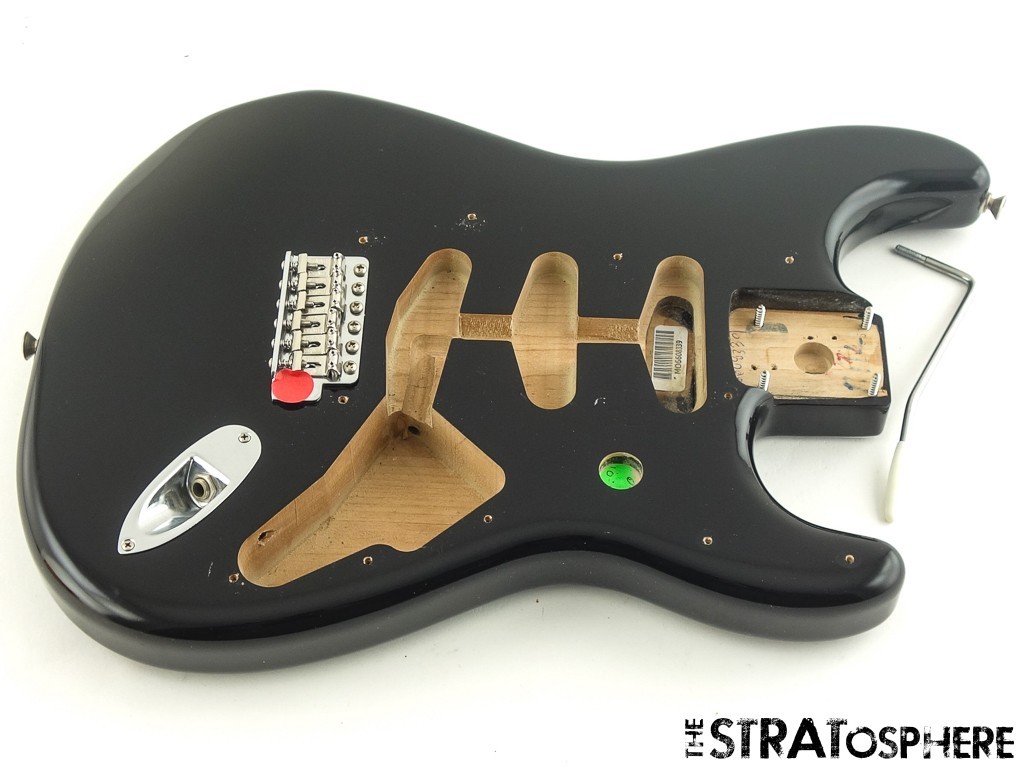 Fender Ltd. Vintera II Road Worn 60s Strat BODY & HARDWARE, Nitro Black.