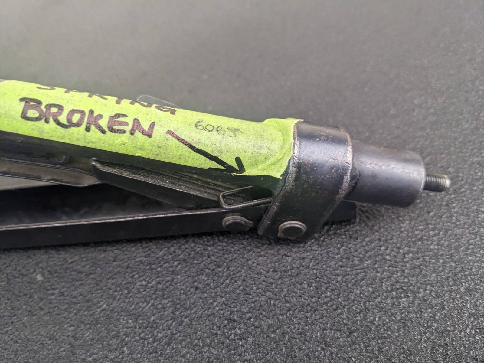 #bl614 Huntington Beach 4pc HBM 122 Rivet Gun Hand Riveter Pulling Aircraft Tool