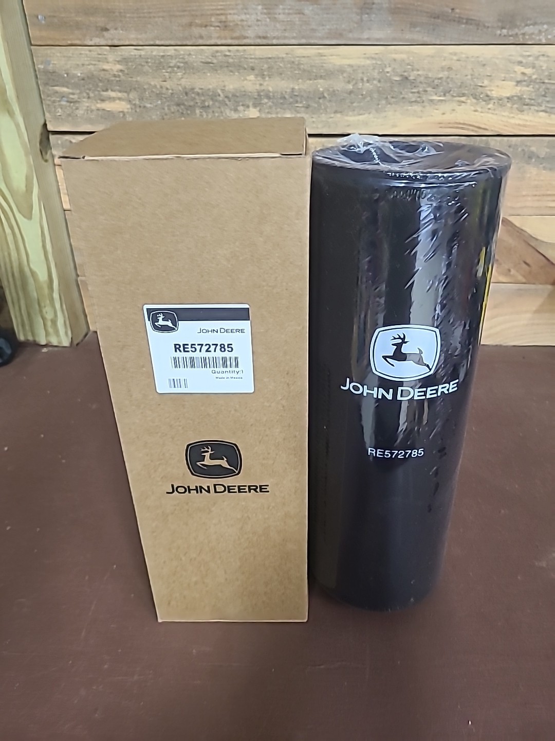 John Deere RE572785 Engine Oil Filter