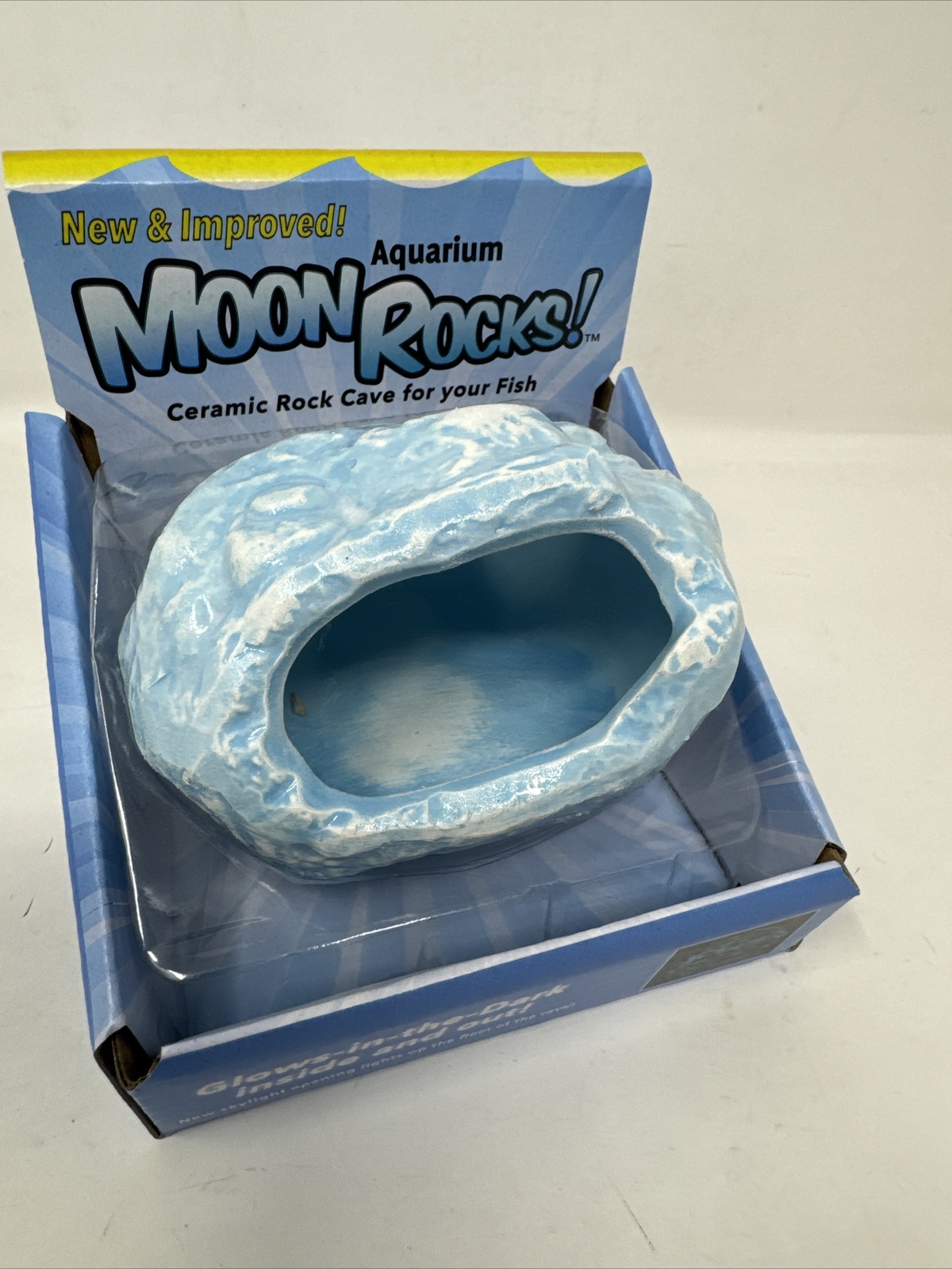 Aquarium Rock Cave Moon Rock Glow-in-the-Dark Ceramic Fish Cave Blue White NEW