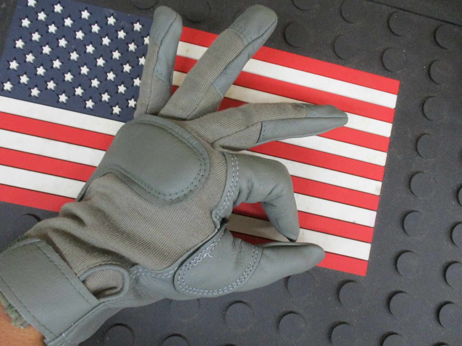 NEW US ARMY COMBAT GLOVE CUT/FIRE RESISTANT SMALL FOLIAGE HATCH HWI TYPE II