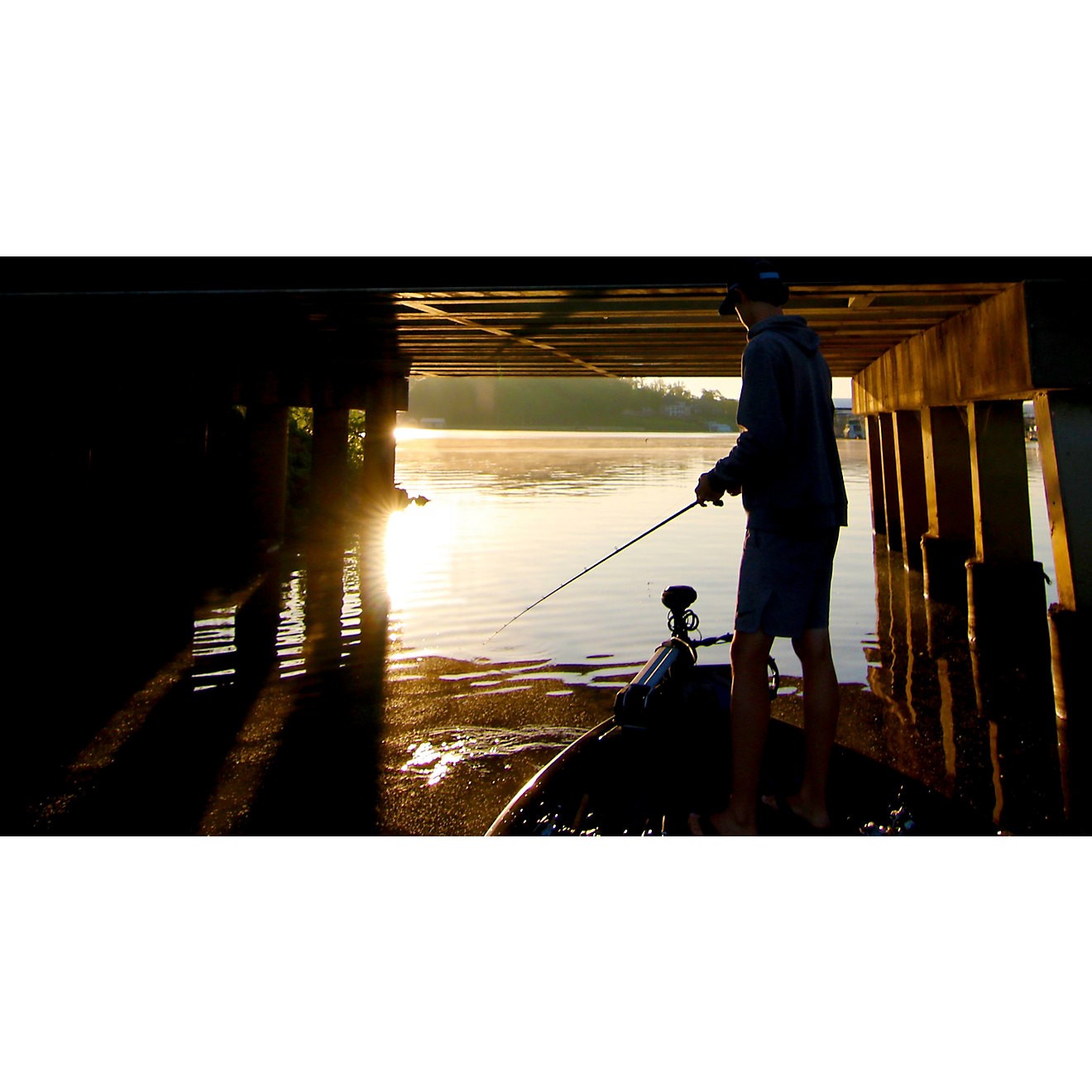 Shimano SLX DC 150 Baitcast Reel - Right Gear Ratio: 6.3:1 Reel Size: 150