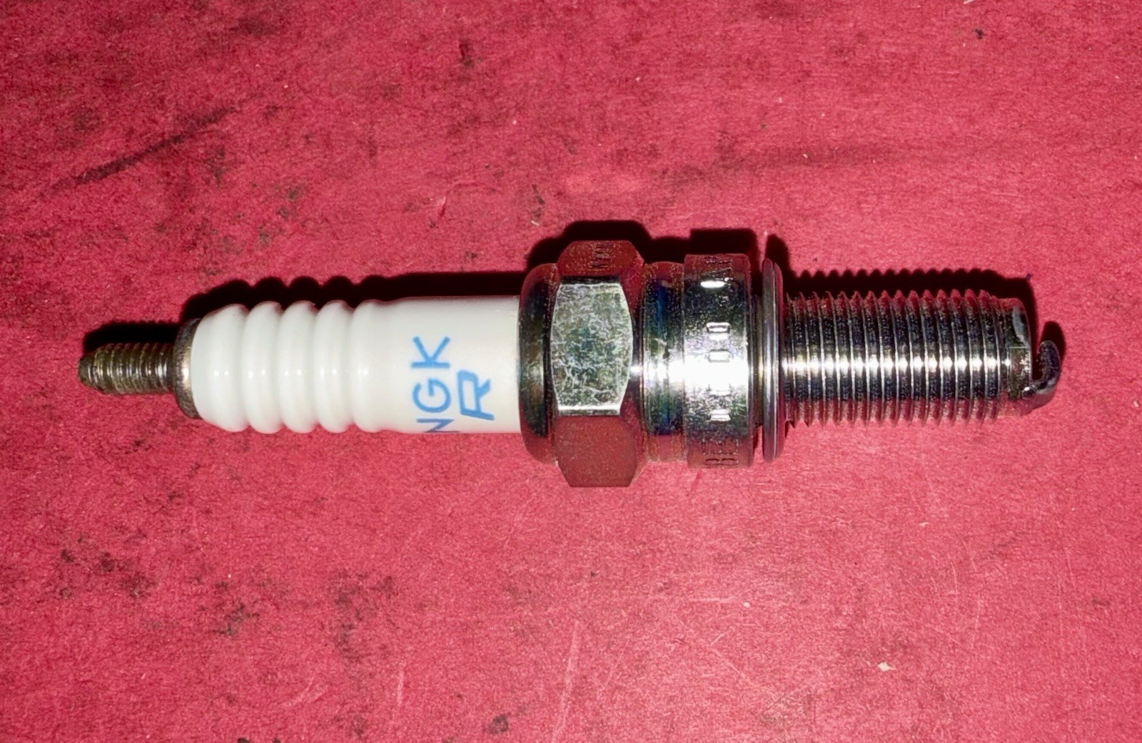 NGK CR8E Arctic Cat/Yamaha snow spark plugs (pack of 2) new