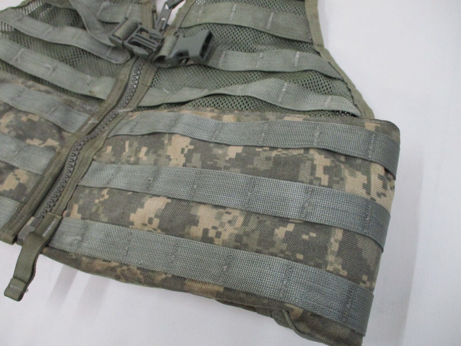 US ARMY MOLLE VEST FLC FIGHTING LOAD CARRIER BEARING EQUIPMENT DIGITAL TACTICAL