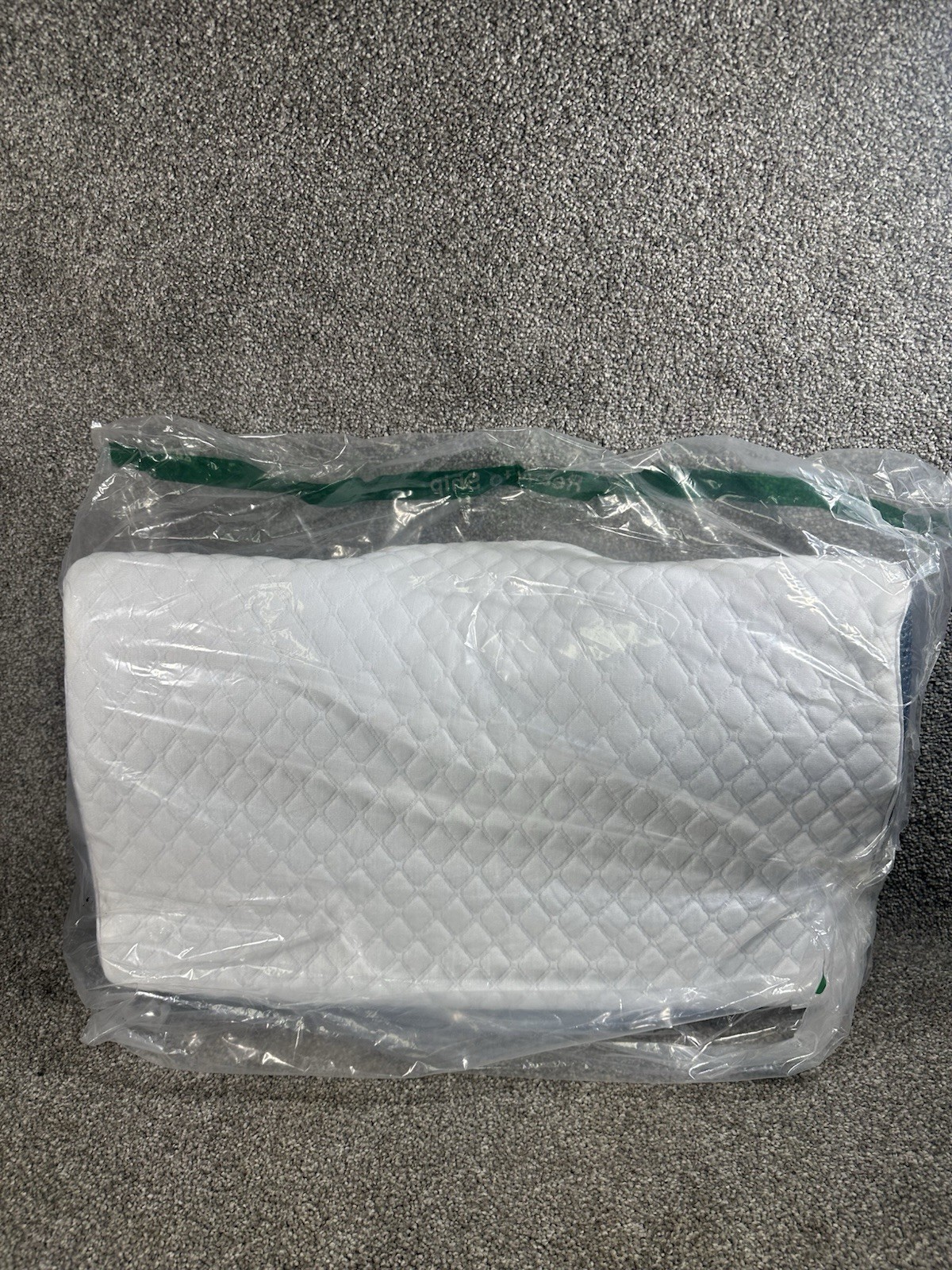 Derila Cervical Memory Foam Pillow 20x12x4 In Supports Spine & Neck 50x30x10cm