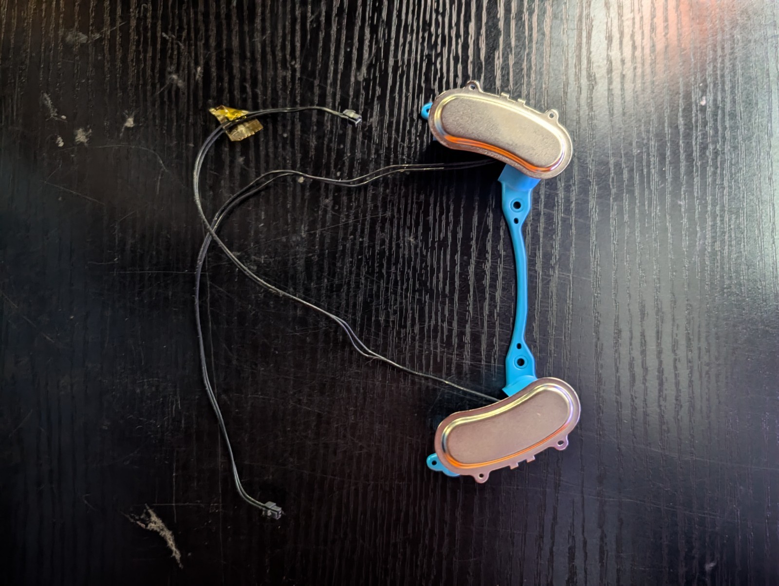 Amazon Astro Battery Terminals For Charging