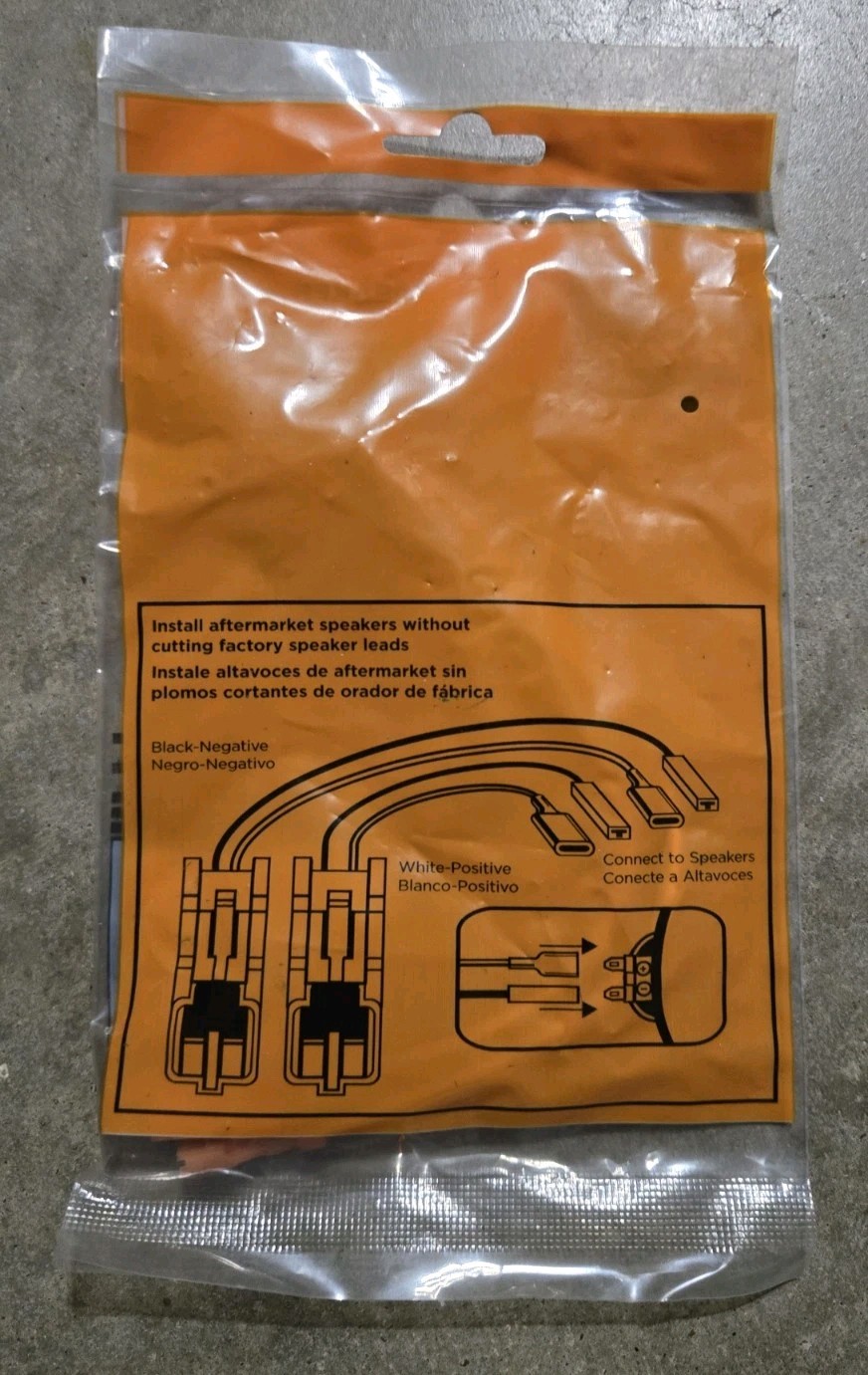 NEW! Metra 72-7400 Speaker Connector for Select Nissan Vehicles (Pack of 2)