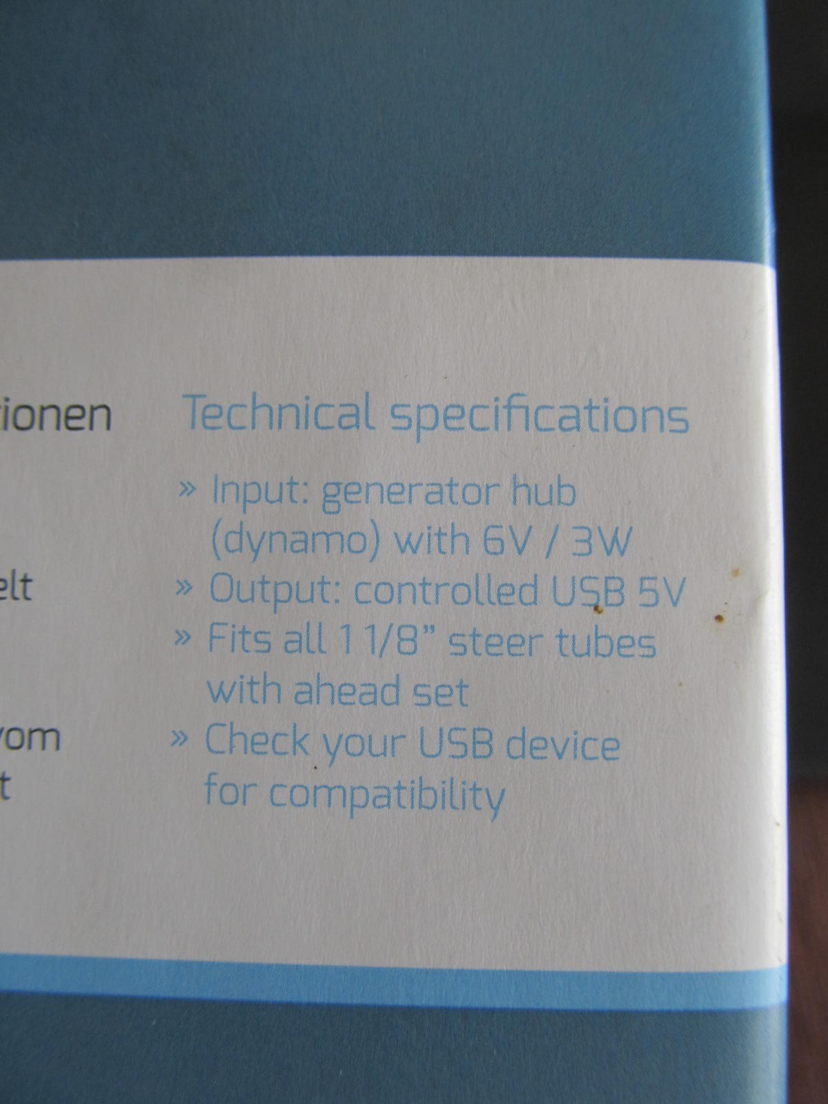 Tout Terrain The Plug III - Stem-Mount USB Charger for Dynamo Hub