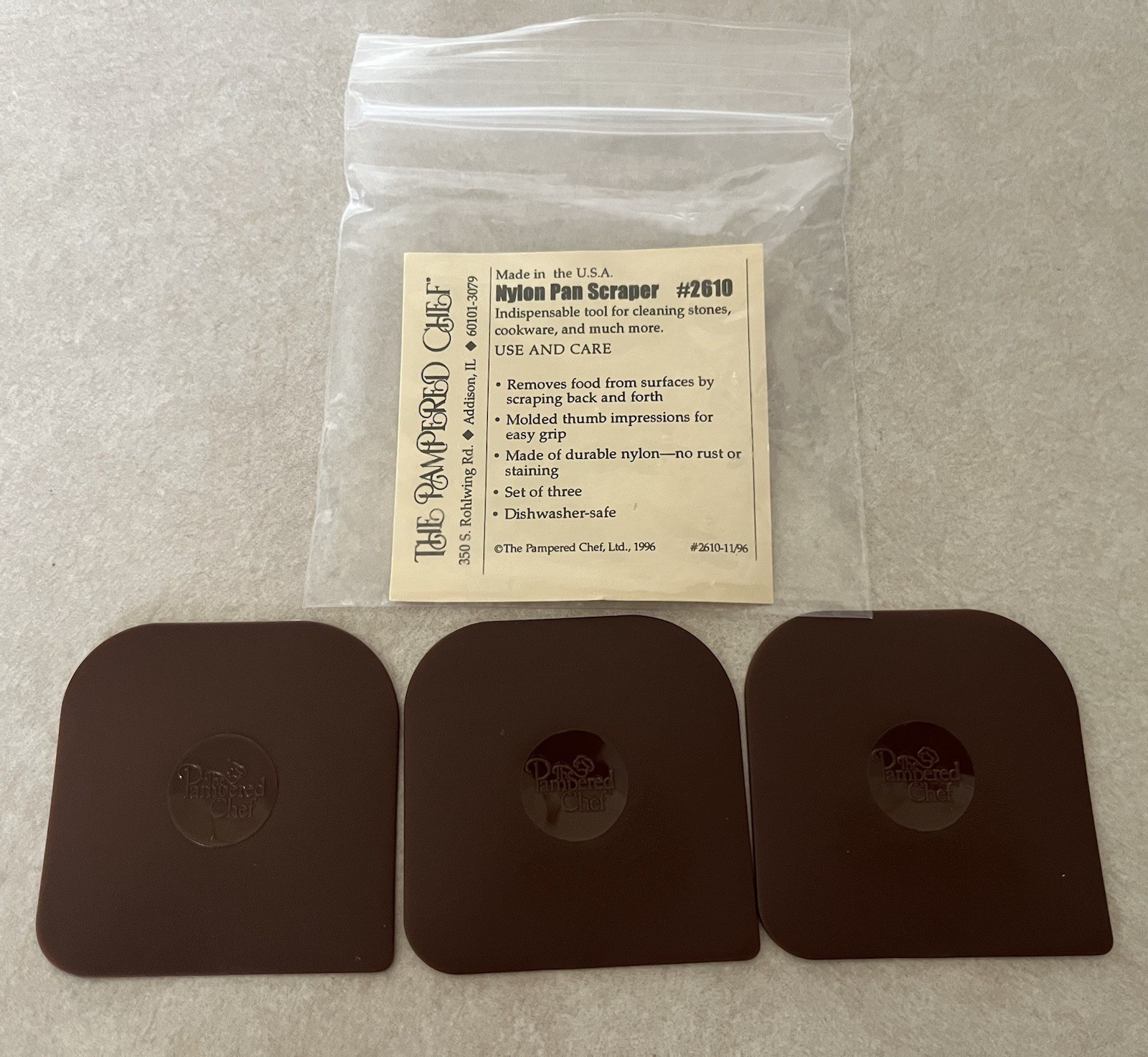 Retired Pampered Chef Nylon Pan Scraper (#2610) - New in Plastic Bag