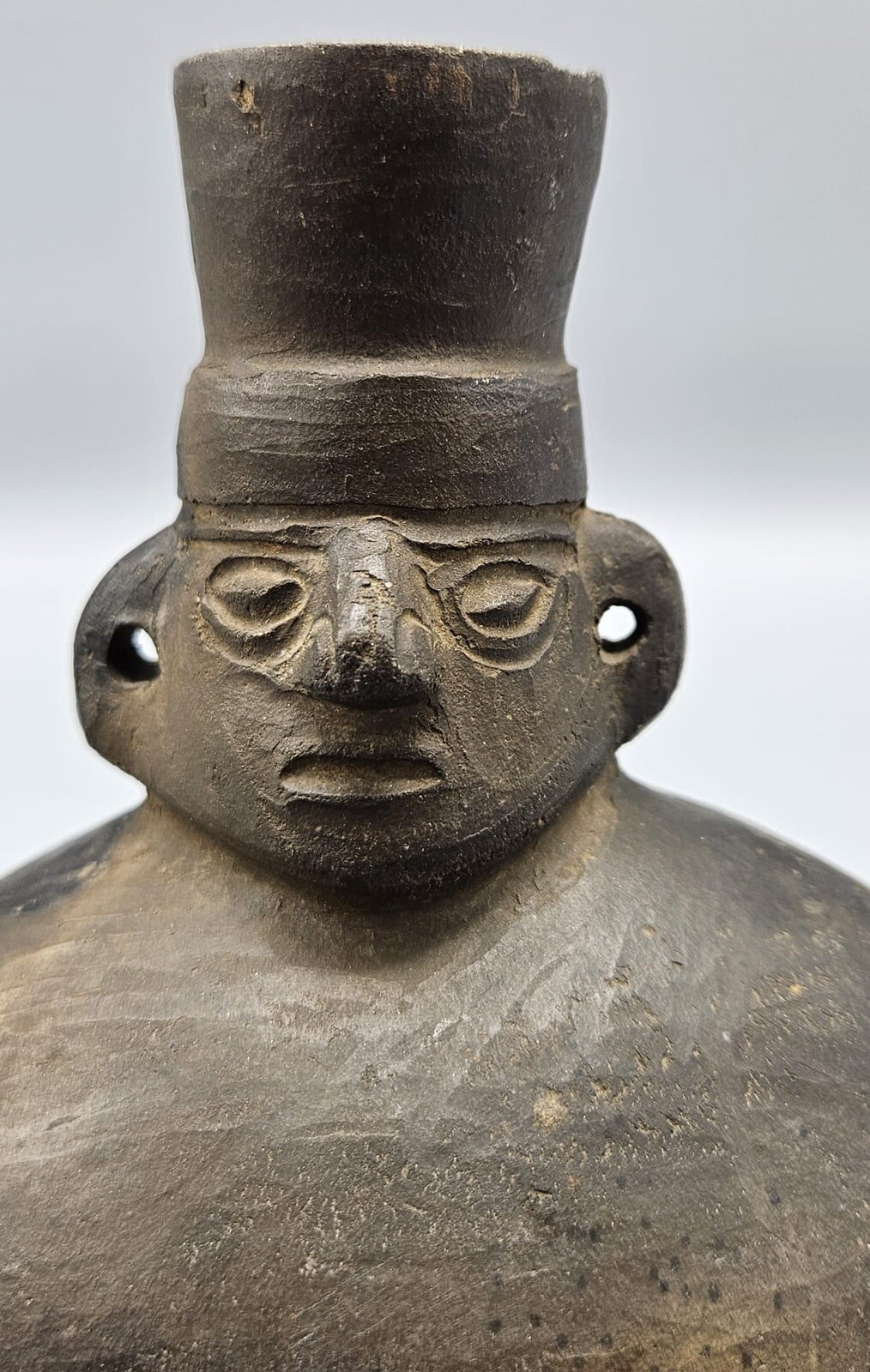 Pre Columbian Chimu Blackware Human Effigy vessel pottery