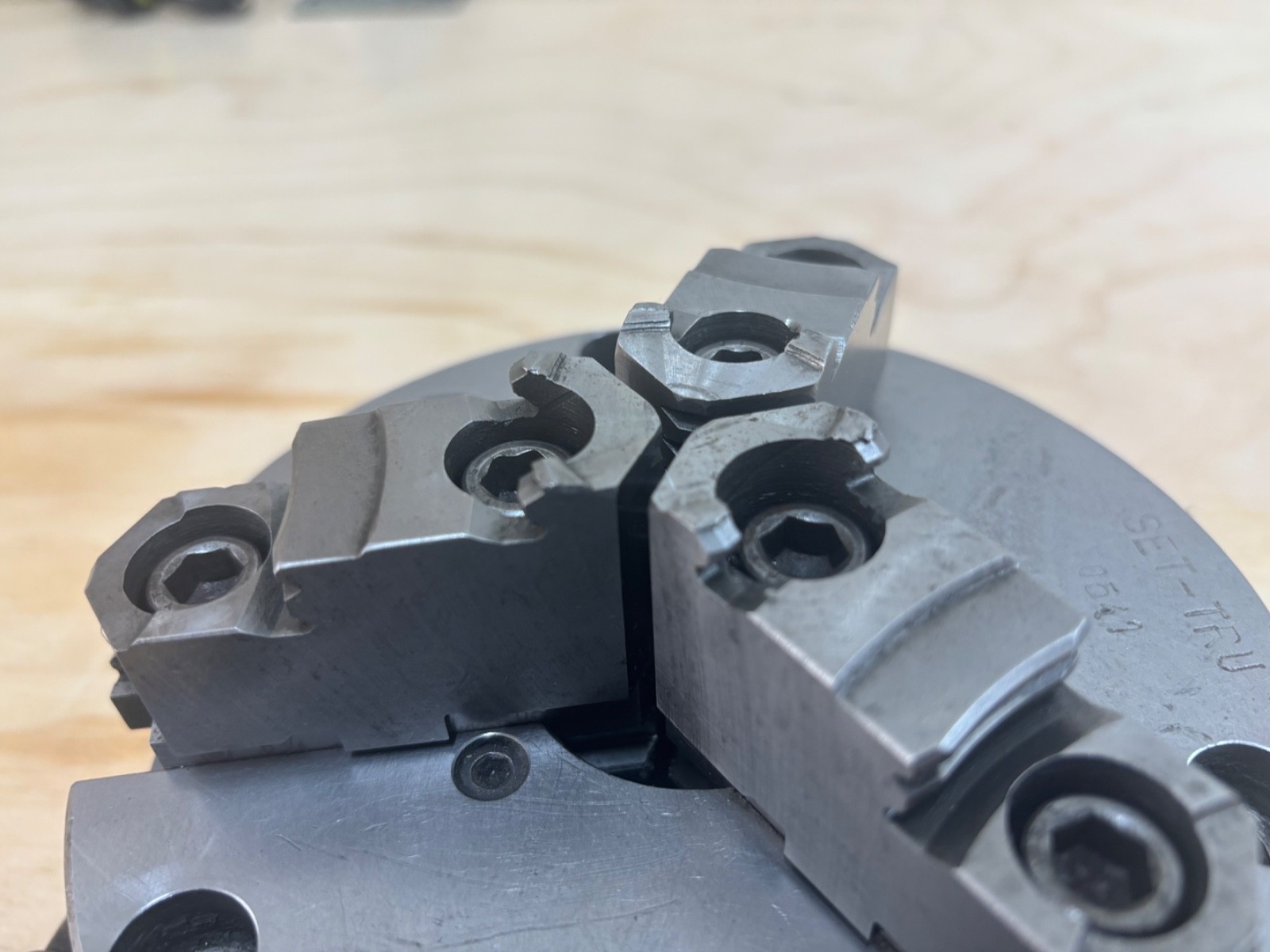 Bison Set Tru 6 1/4” 3 Jaw Metal Lathe Chuck With Reversible Jaws