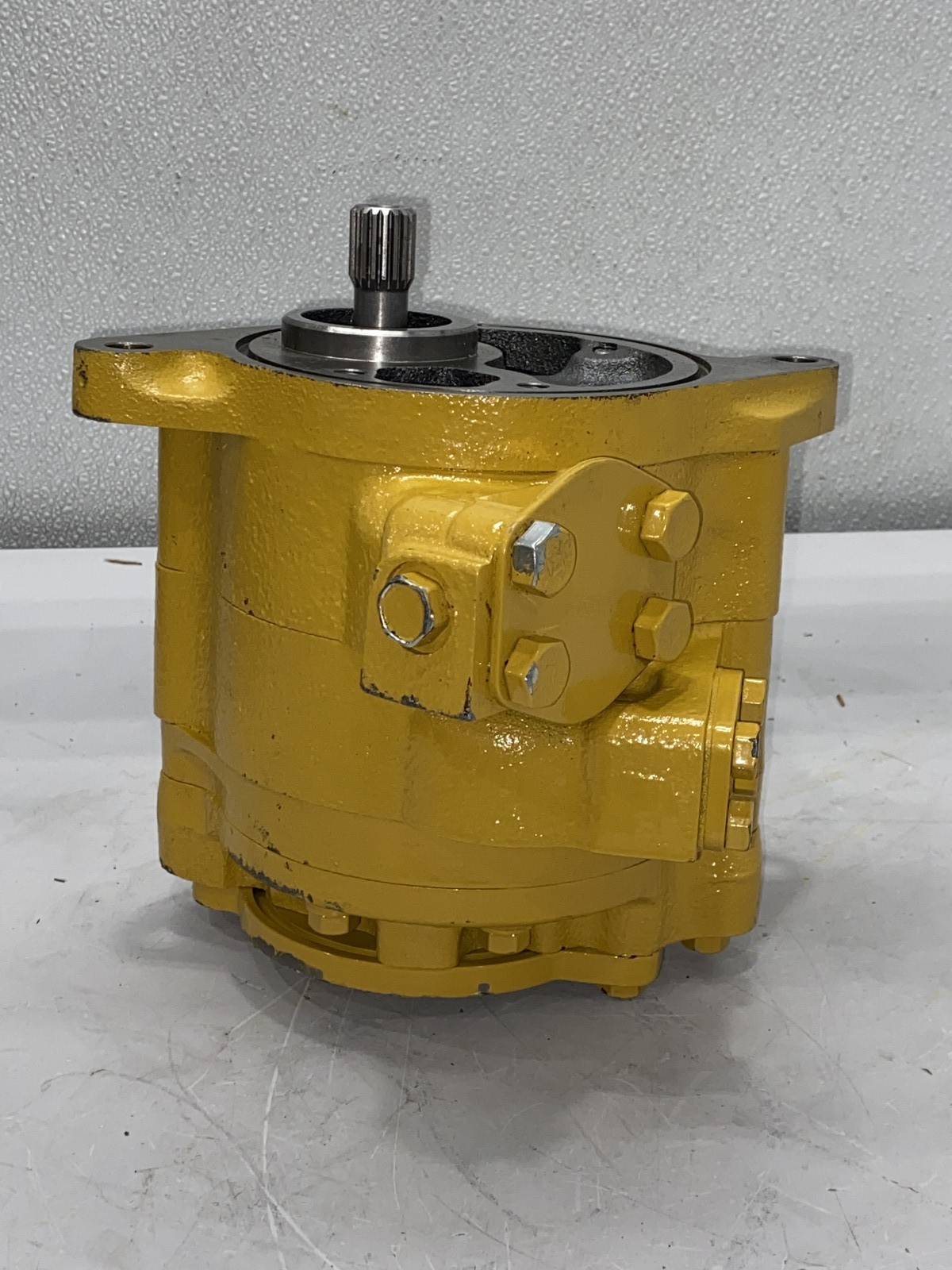 CAT 3-Section Gear Pump 8E-6709