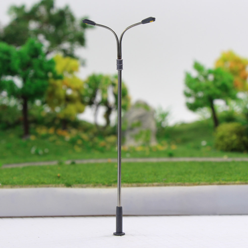 10pcs Model Railway HO Scale 1:87 Two-heads Warm White Lamp 10cm Street Lights