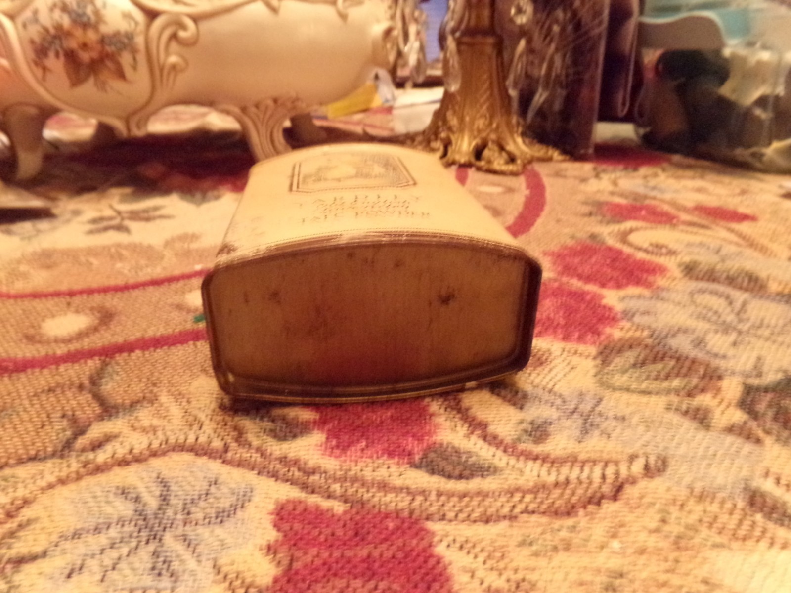 Vtg 1950's Yardley Old English Lavender Talc Powder Tin With Brass Lid